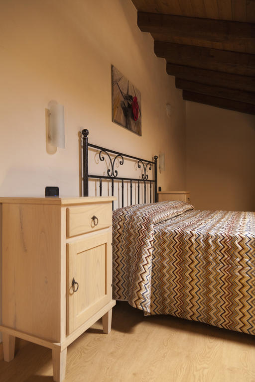 Agriturismo Creta Rossa Torre di Ruggiero Habitación foto